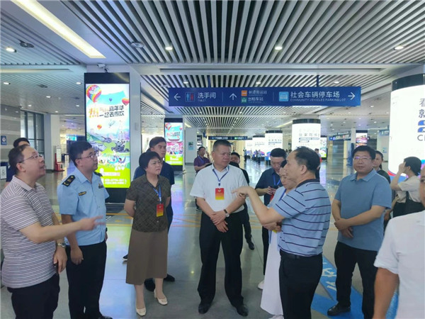 市政協開展“加快旅游集散體系建設，助力夜經濟高質量發展”專題調研